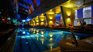 Sky Bar, Trader's Hotel    