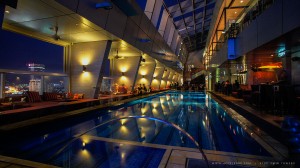 Sky Bar, Trader's Hotel    